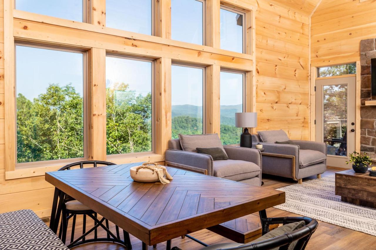 Cloudchaser Cabin, Private, New Cabin, 2 Kings, Cozy, Modern, Hot Tub, View, Theater Villa Sevierville Exterior foto